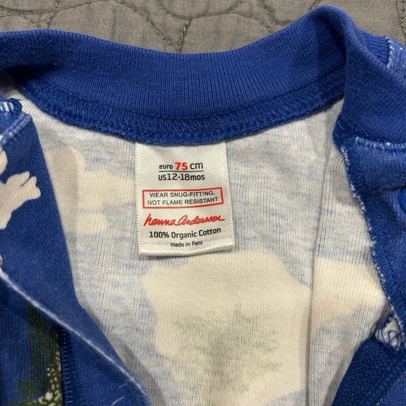 Hanna Andersson One Piece with Polar Bear/Cloud Print - Picture 3 of 6